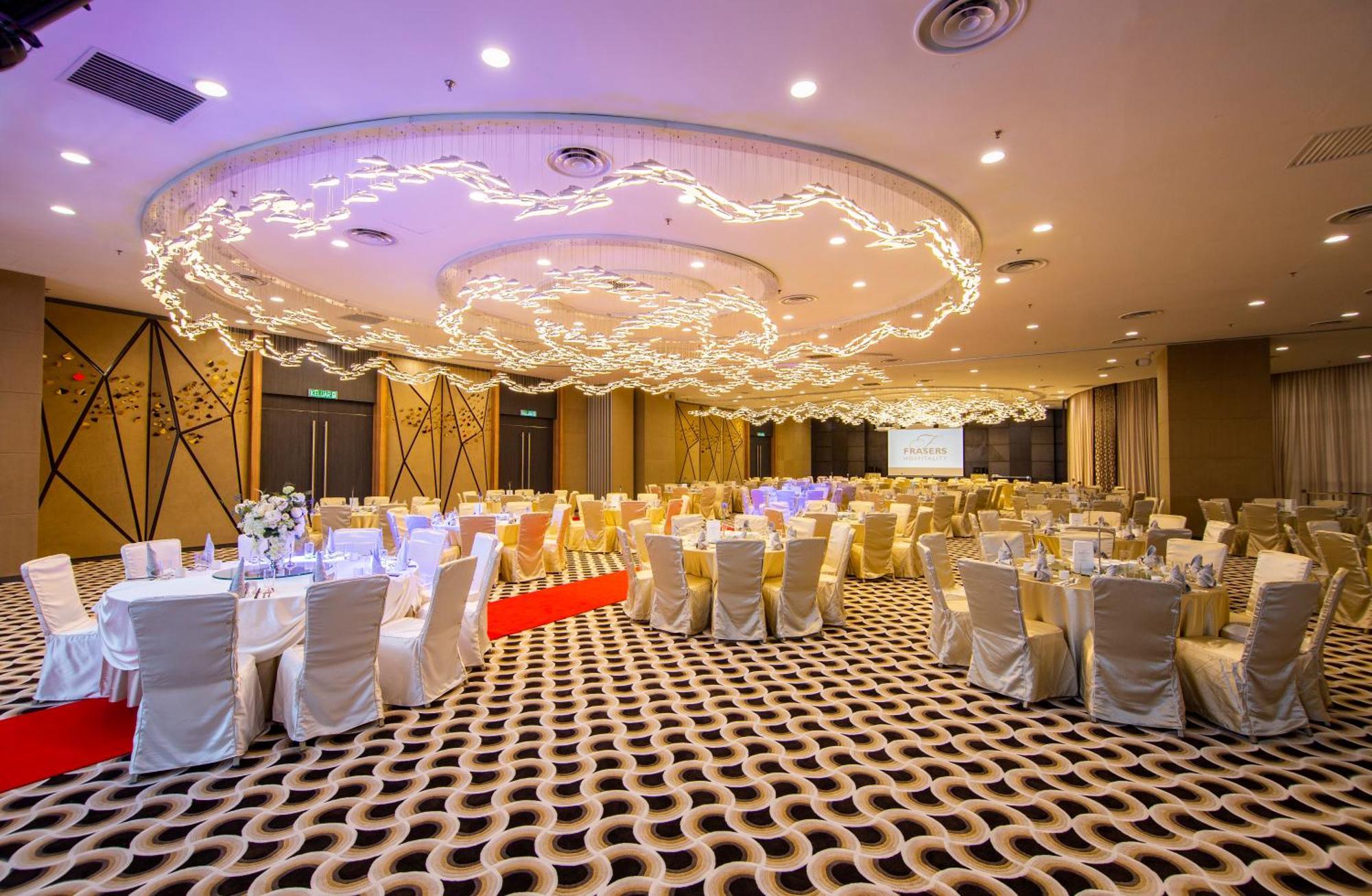 Fraser Place Puteri Harbour Nusajaya  Ngoại thất bức ảnh The ballroom of the hotel